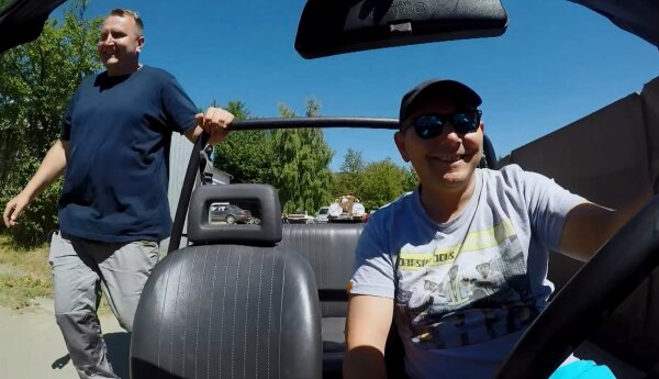 Cabrio na bazie "Malucha" czy pierwsza "RAV-ka"?